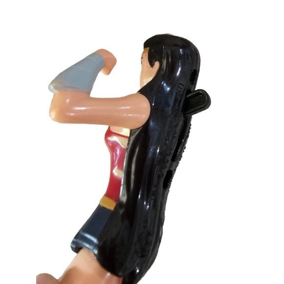 Justice League Wonder Woman Burger King Toy Figure Figurine Moving Arms 2018 - Picture 6 of 6